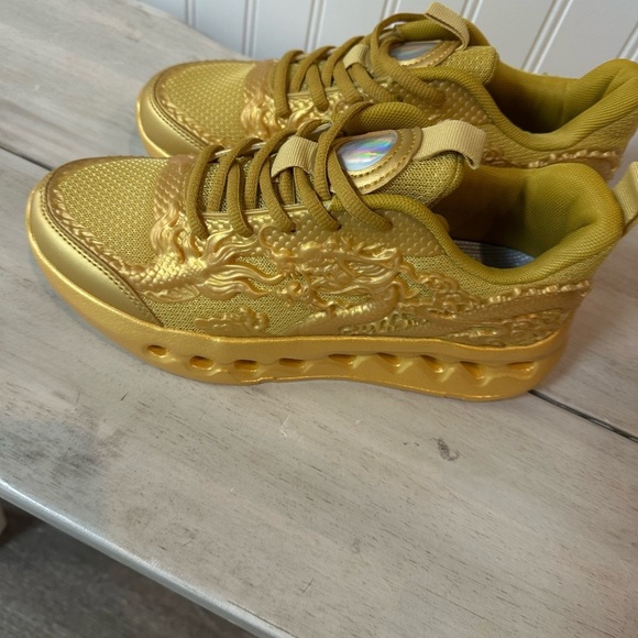 Sold - Picture 6 of 11